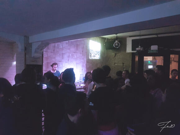 fe10 bar
